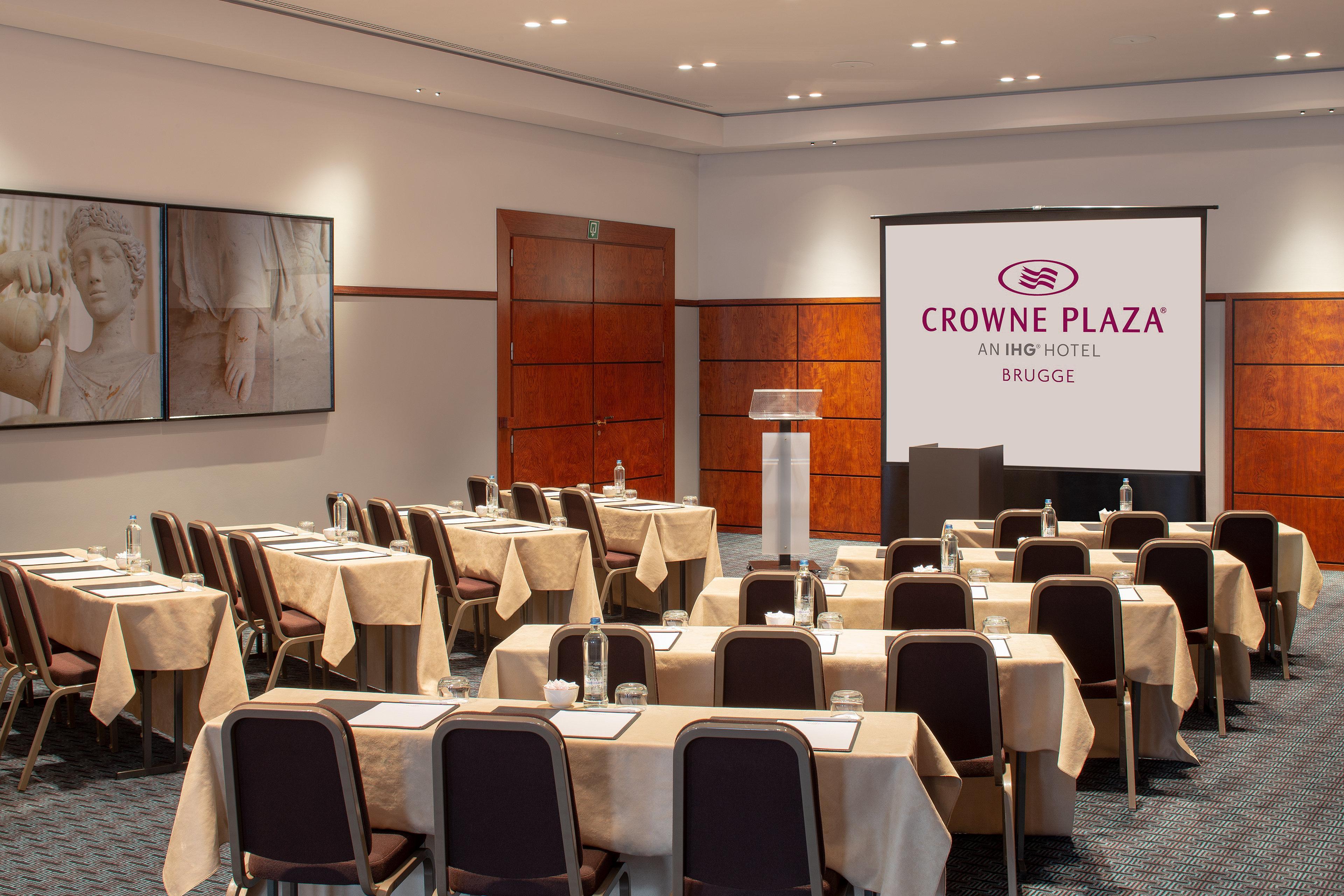 Crowne Plaza By Ihg Hotel